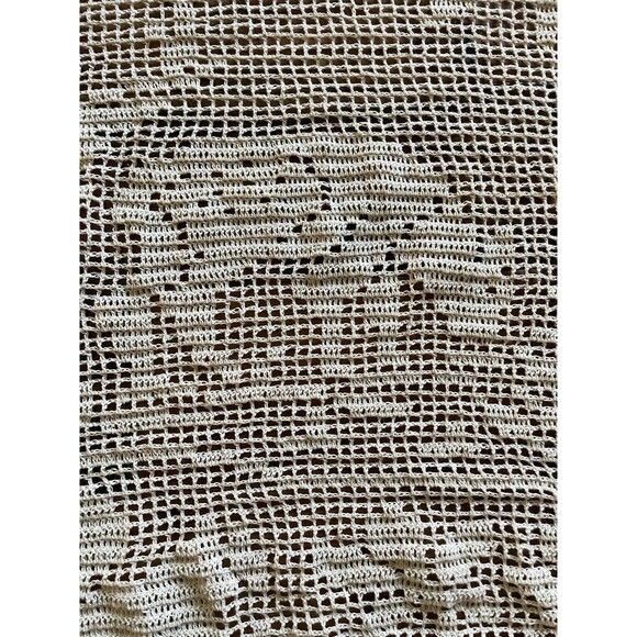 Large Mary Card WOODLAND Deer Filet Crochet Table Runner Ecru 25”*38” - Picture 3 of 7